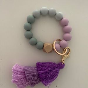 Beaded Wristlet Keychain Silicone Bangle Bracelet with Tassel